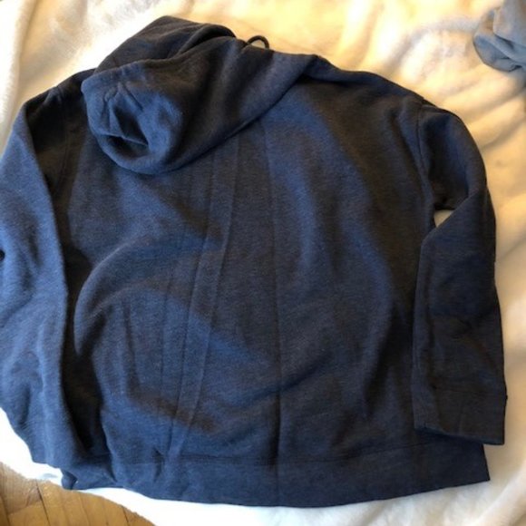 Hollister Hoodie - Women’s Large (NWT) - Picture 2 of 2
